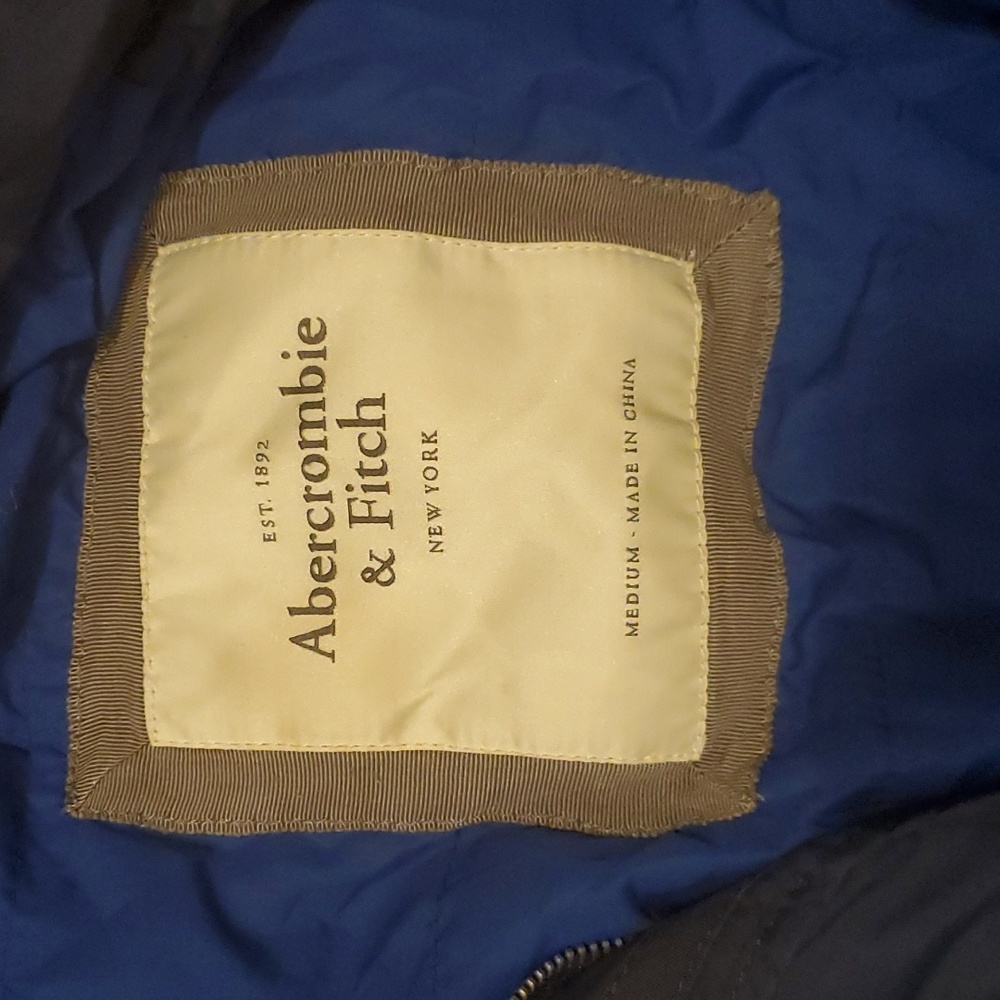 Abercrombie & Fitch Women's Down Jacket Coat - image 5